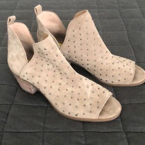 Lucky Brand suede studded peep toe booties size 9